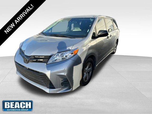 2018 Toyota Sienna L