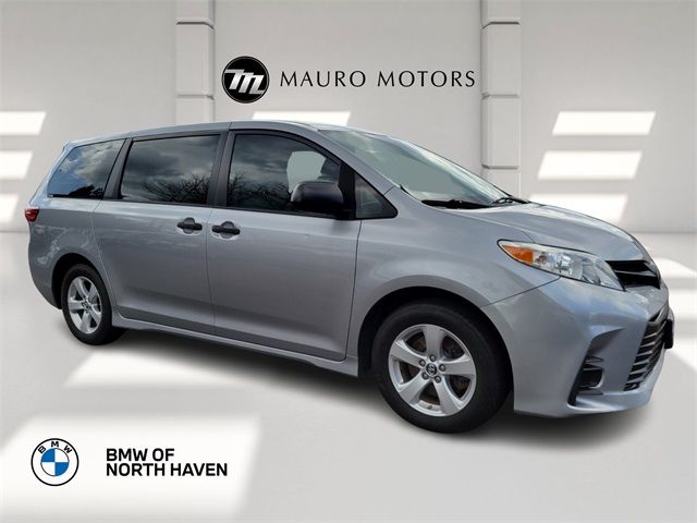 2018 Toyota Sienna L