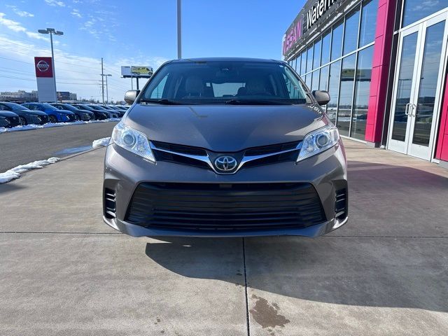 2018 Toyota Sienna 