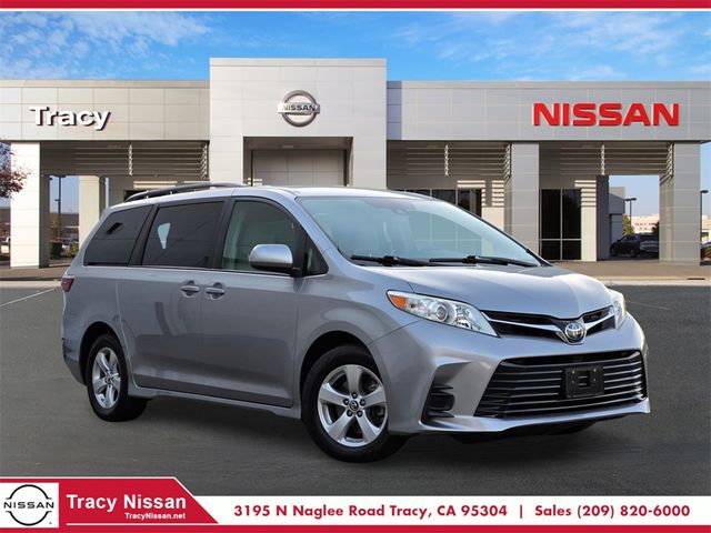 2018 Toyota Sienna 