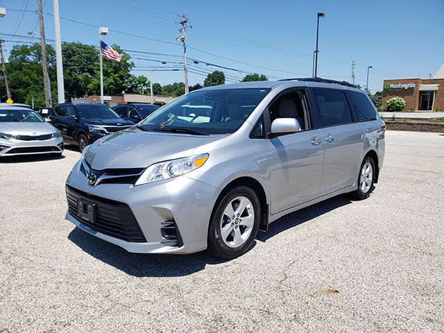 2018 Toyota Sienna 