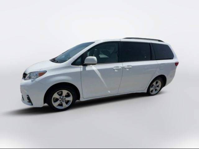 2018 Toyota Sienna 