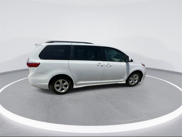 2018 Toyota Sienna 