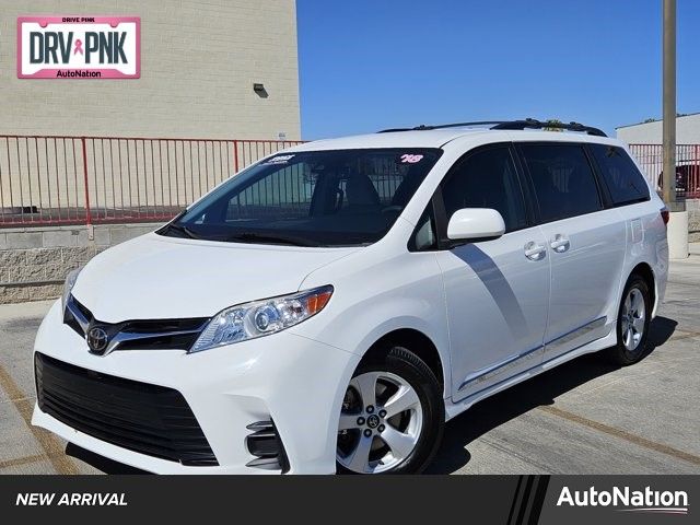 2018 Toyota Sienna LE