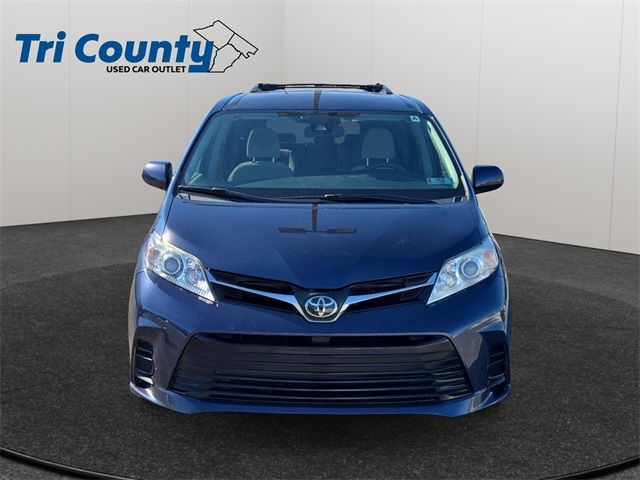 2018 Toyota Sienna LE Mobility