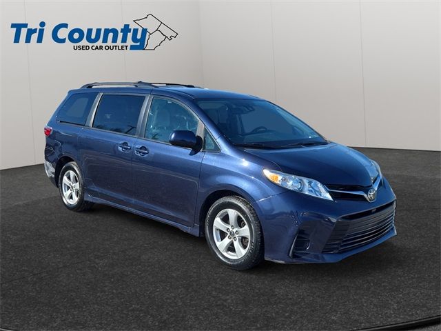 2018 Toyota Sienna LE Mobility
