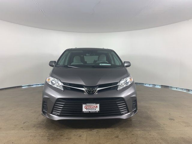 2018 Toyota Sienna LE