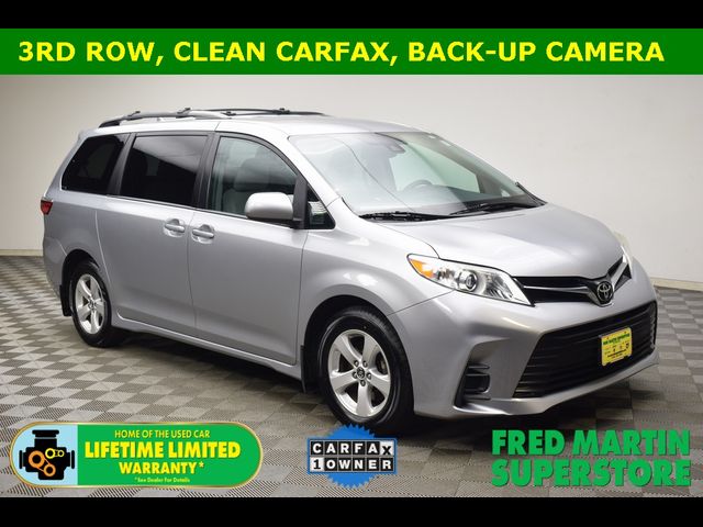 2018 Toyota Sienna 