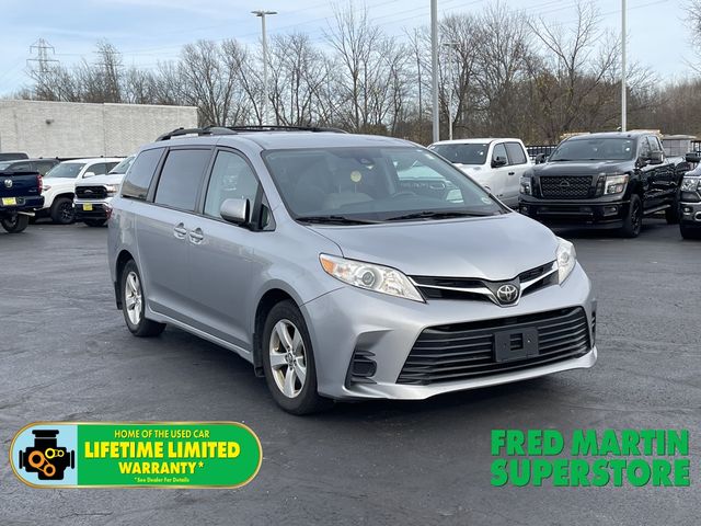 2018 Toyota Sienna 