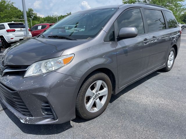 2018 Toyota Sienna 