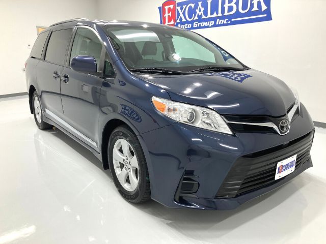 2018 Toyota Sienna 