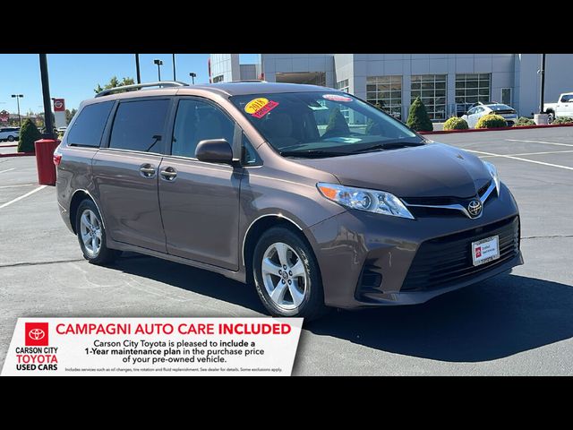 2018 Toyota Sienna LE