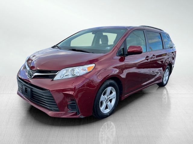 2018 Toyota Sienna 