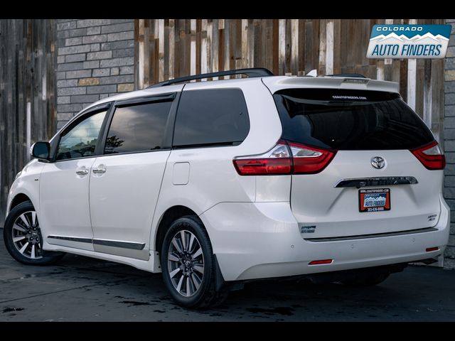 2018 Toyota Sienna 