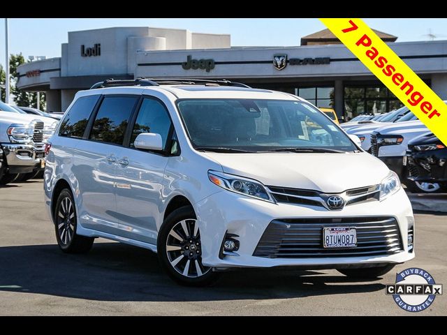 2018 Toyota Sienna 