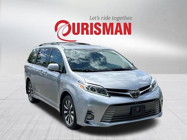 2018 Toyota Sienna XLE Premium