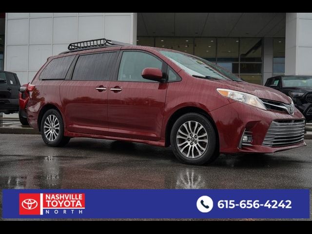 2018 Toyota Sienna 