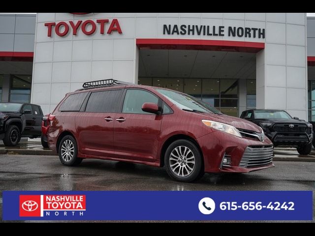 2018 Toyota Sienna 