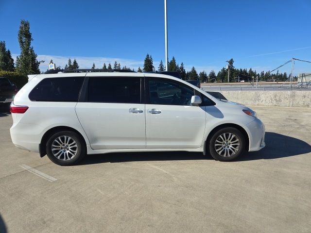 2018 Toyota Sienna Limited