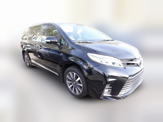 2018 Toyota Sienna Limited Premium