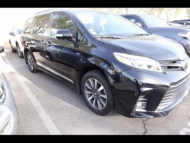 2018 Toyota Sienna Limited Premium