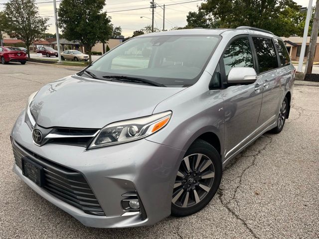 2018 Toyota Sienna Limited Premium