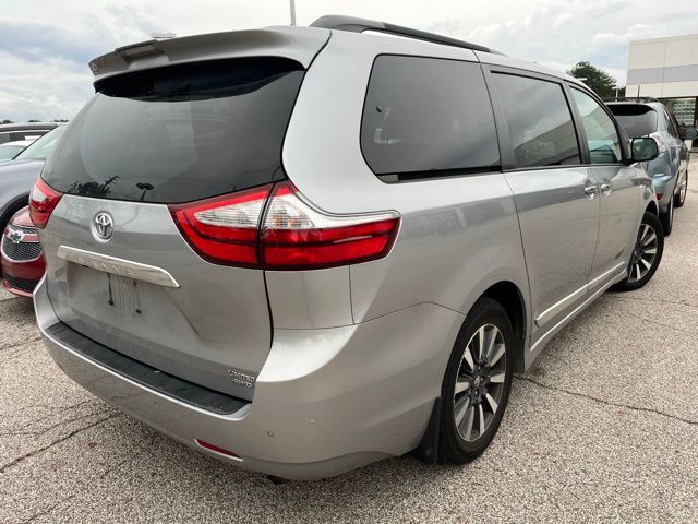 2018 Toyota Sienna Limited Premium