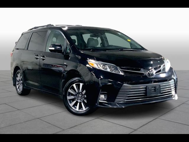 2018 Toyota Sienna Limited Premium