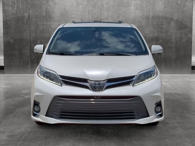 2018 Toyota Sienna Limited Premium