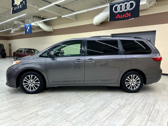 2018 Toyota Sienna Limited Premium