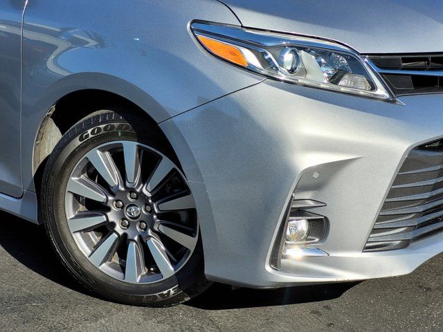 2018 Toyota Sienna Limited Premium