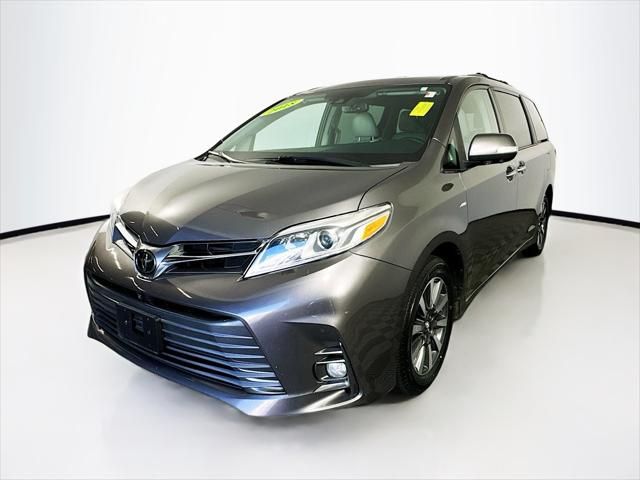 2018 Toyota Sienna Limited Premium