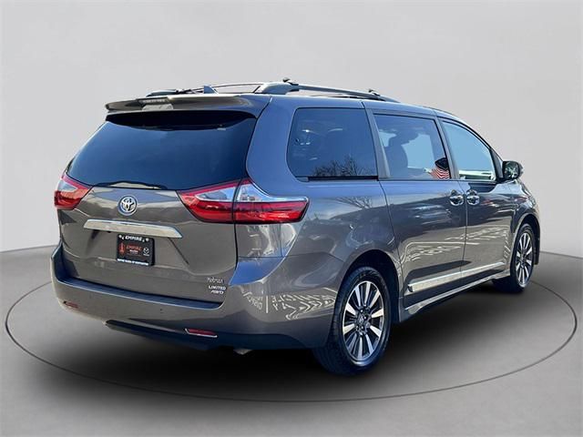 2018 Toyota Sienna Limited Premium