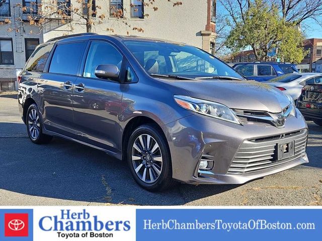 2018 Toyota Sienna Limited Premium