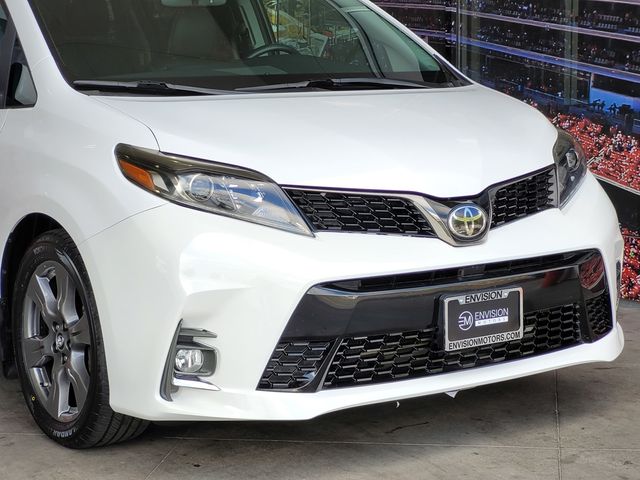 2018 Toyota Sienna SE