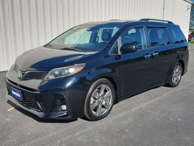 2018 Toyota Sienna SE