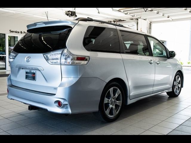 2018 Toyota Sienna SE