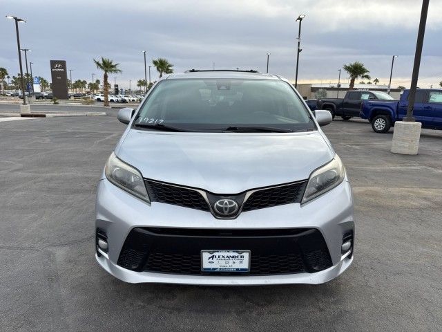 2018 Toyota Sienna SE
