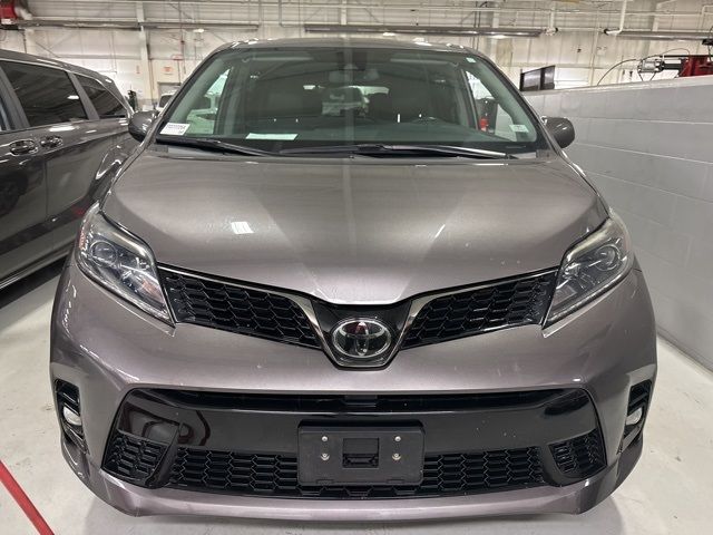 2018 Toyota Sienna SE