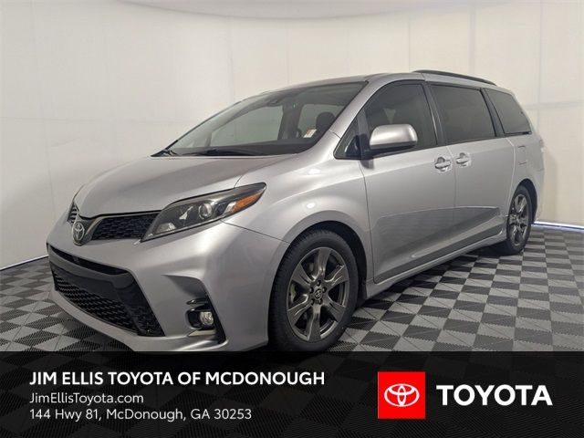 2018 Toyota Sienna SE