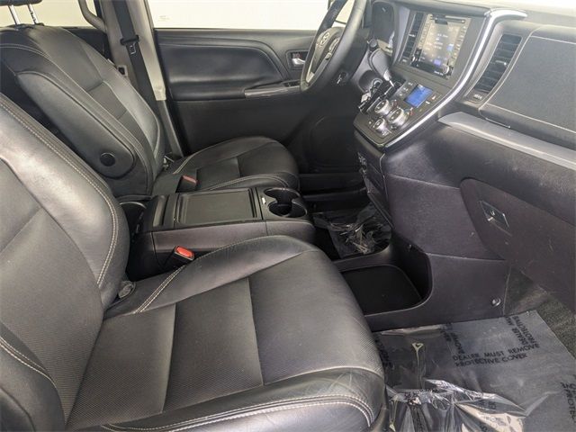 2018 Toyota Sienna SE