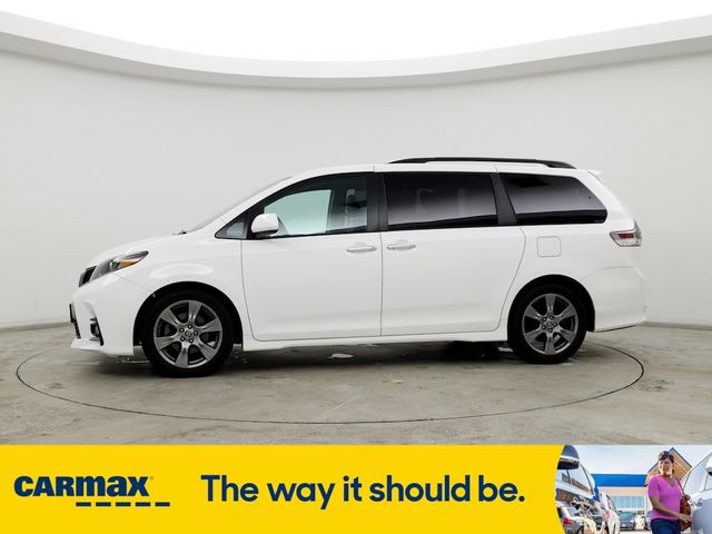 2018 Toyota Sienna SE