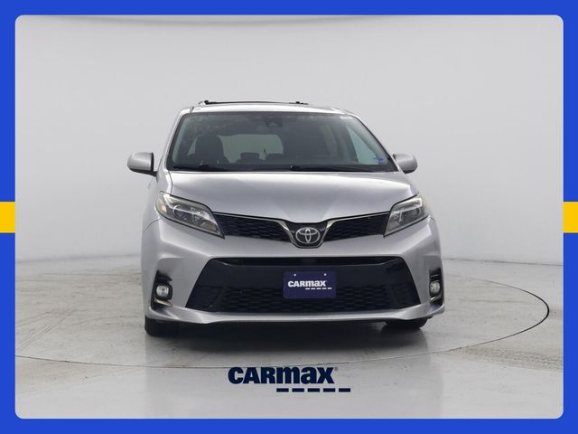 2018 Toyota Sienna SE