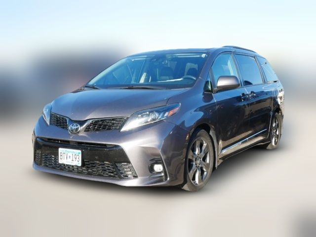 2018 Toyota Sienna SE