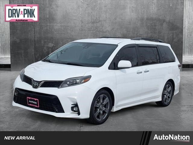 2018 Toyota Sienna SE