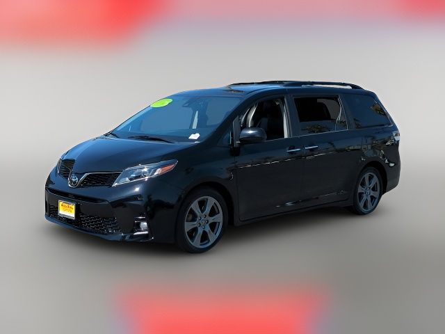 2018 Toyota Sienna SE