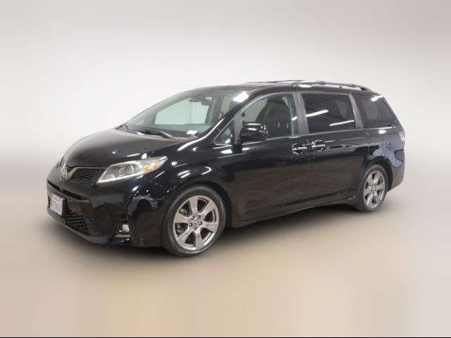 2018 Toyota Sienna SE