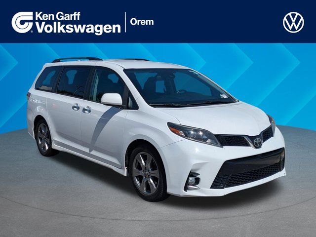 2018 Toyota Sienna SE