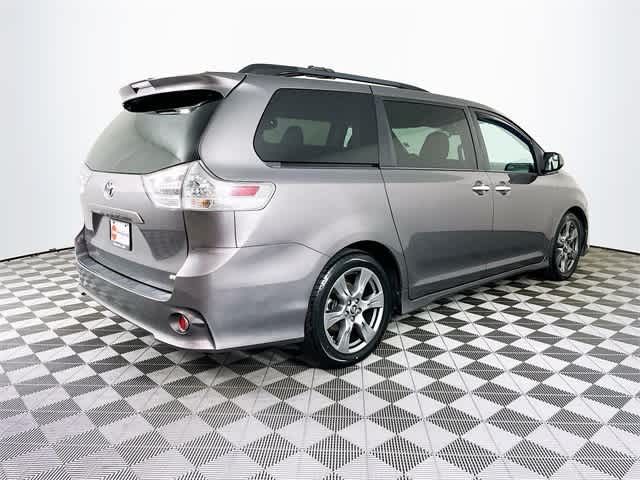 2018 Toyota Sienna SE