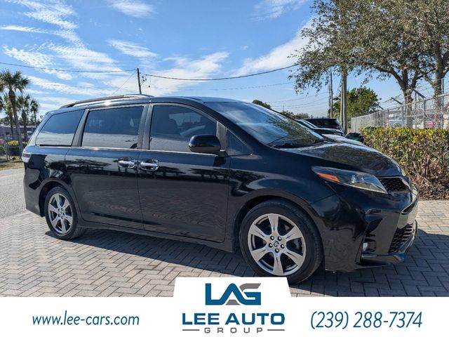 2018 Toyota Sienna SE